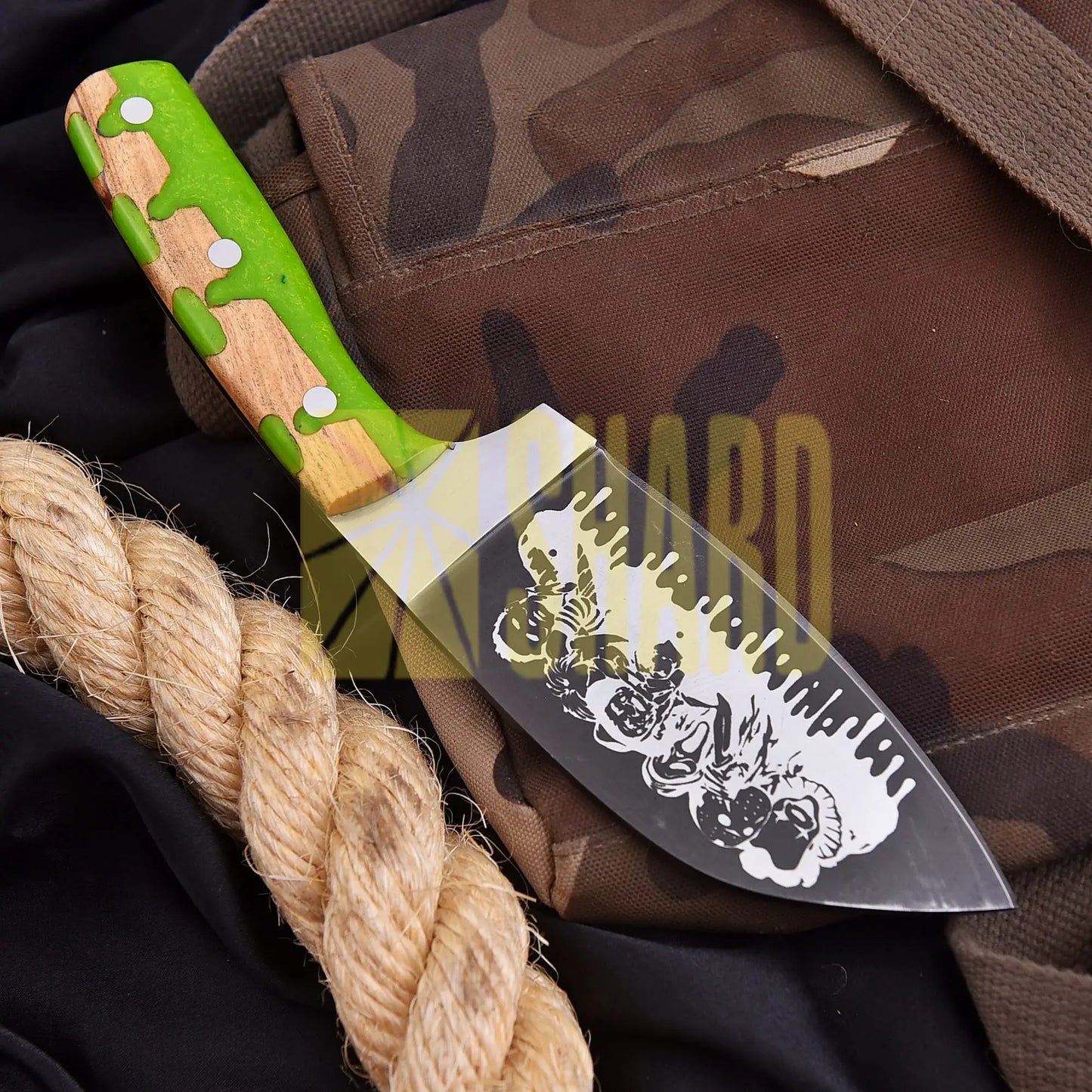 Shard Blade Verdant Cleaver – Carbon Steel Bloody Clever with Natural Wood & Green Resin Handle