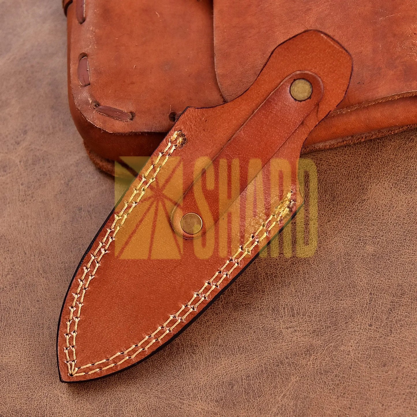 Hand-forged Damascus steel collectible with raindrop pattern and black resin handle – Raindrop Trail gift piece