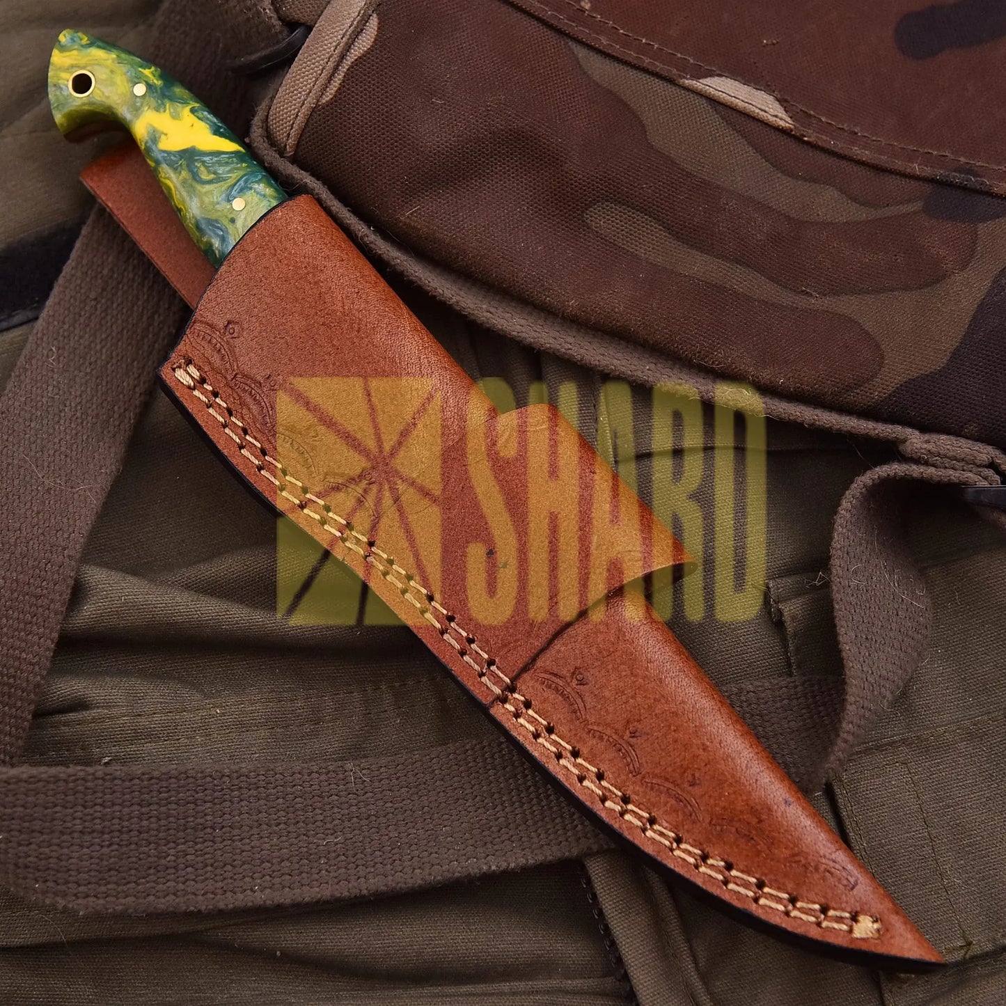 Hand-forged Damascus steel collectible with raindrop pattern and yellow & green mix resin handle – Raindrop Harmony gift piece