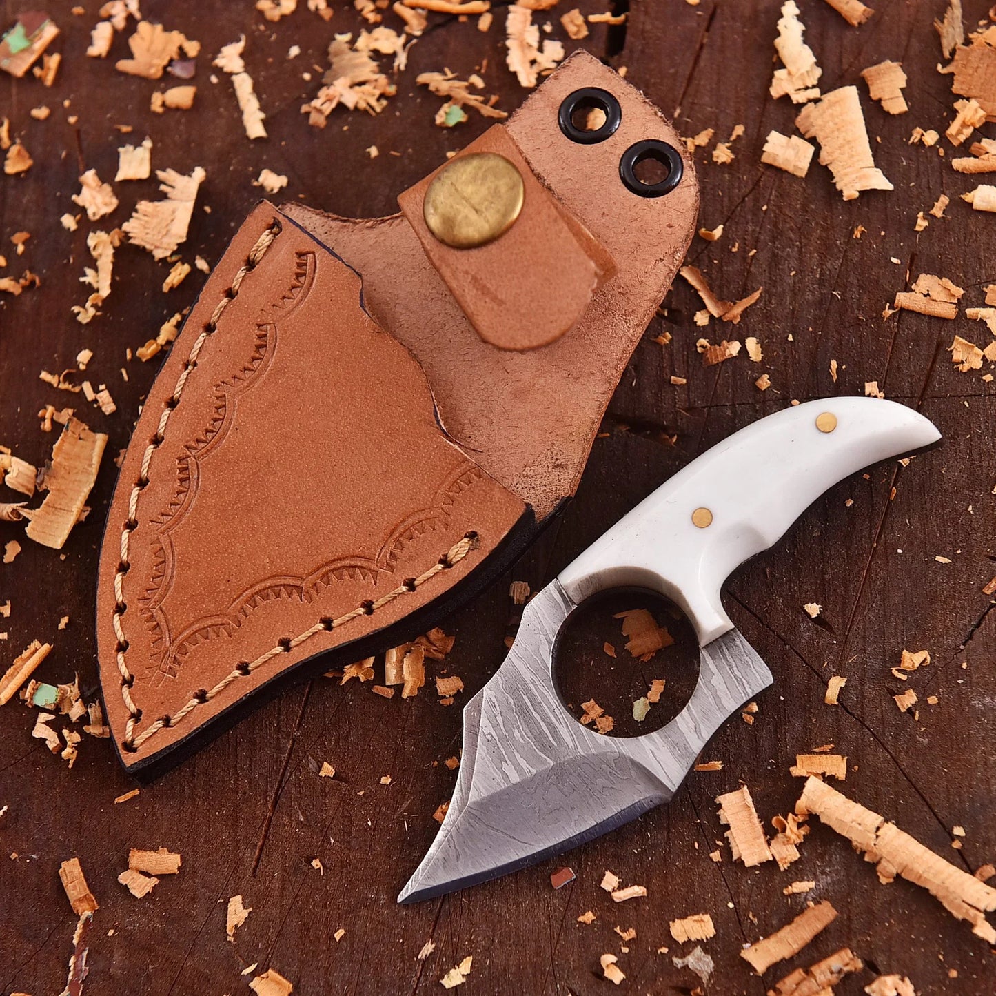 Aurora Pearl Damascus mini outdoor collectible with mother of pearl resin handle