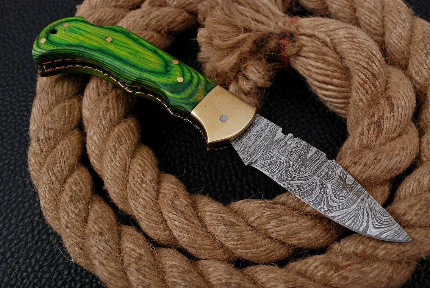HAND FORGED DAMASCUS Steel Brass Bolster Lock back Folding Pocket Knife