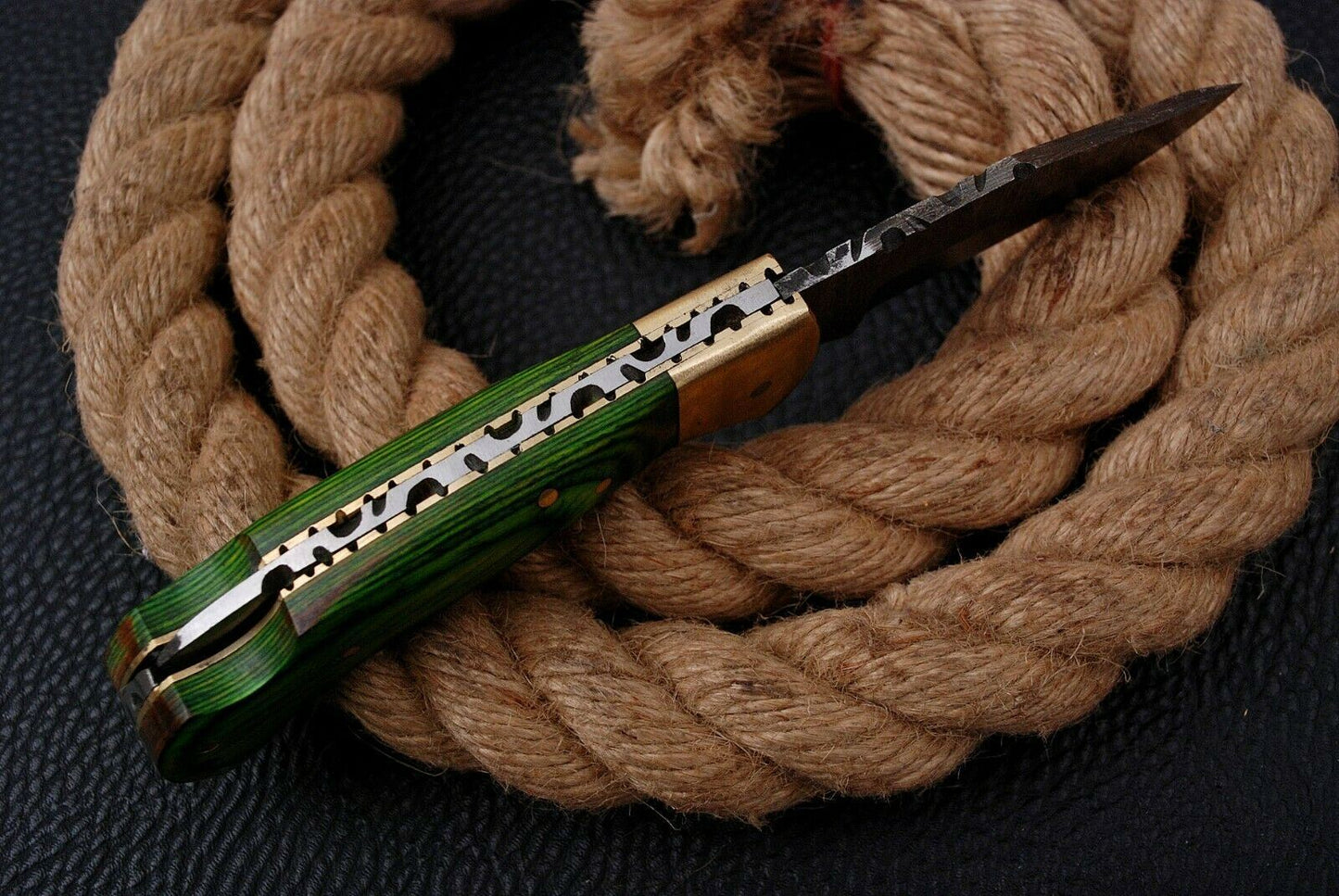 HAND FORGED DAMASCUS Steel Brass Bolster Lock back Folding Pocket Knife
