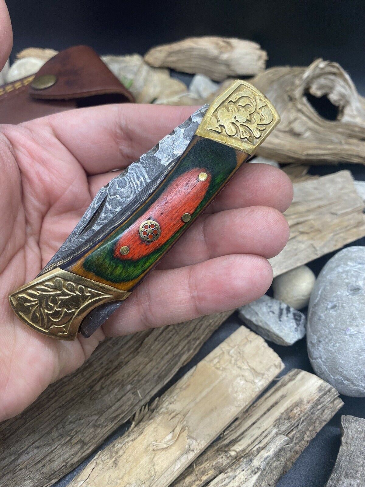 HAND FORGED DAMASCUS Steel Folding Lockback Pocket Knife Engraved Wood Handle