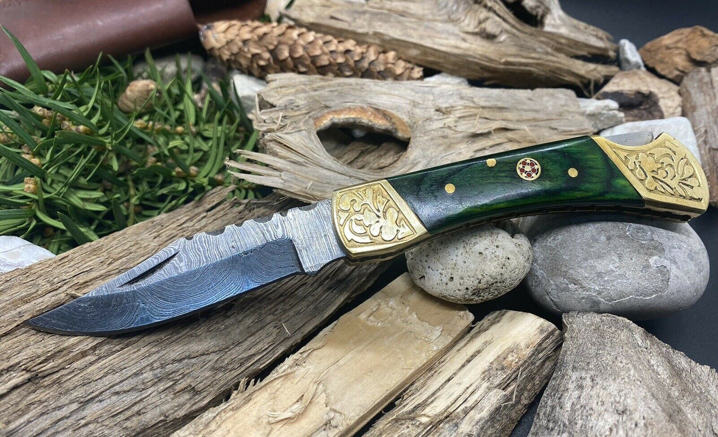 HAND FORGED DAMASCUS Steel Folding Lockback Pocket Knife Engraved Wood Handle
