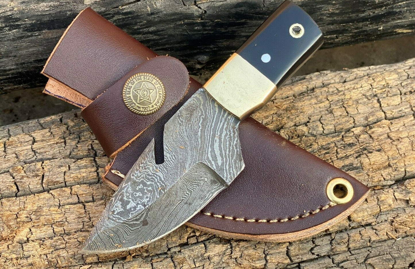 4.5" HAND FORGED Damascus Steel Gut Hook Neck Knife "Horn Handle With Sheath