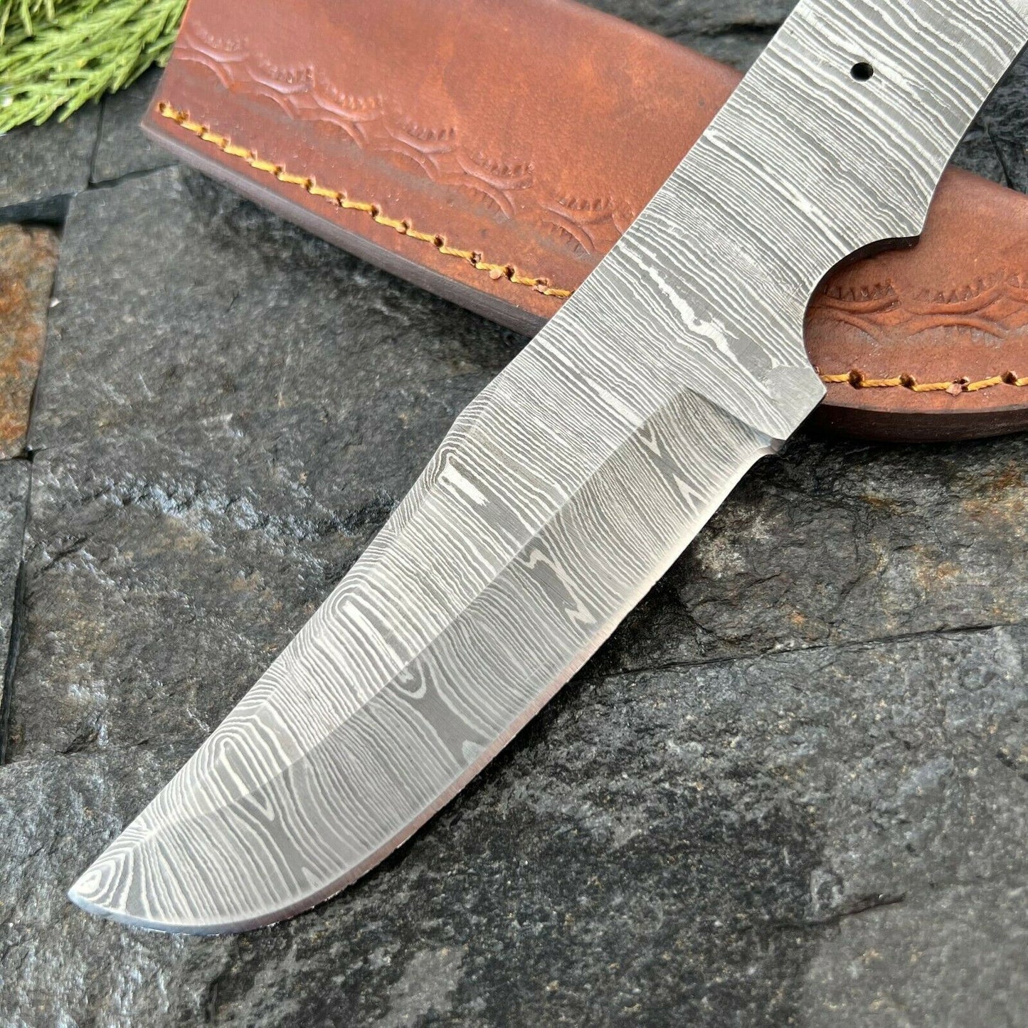 SHARDBLADE Custom Hand Forged Damascus Steel Hunting Skinner Blank Blade knife