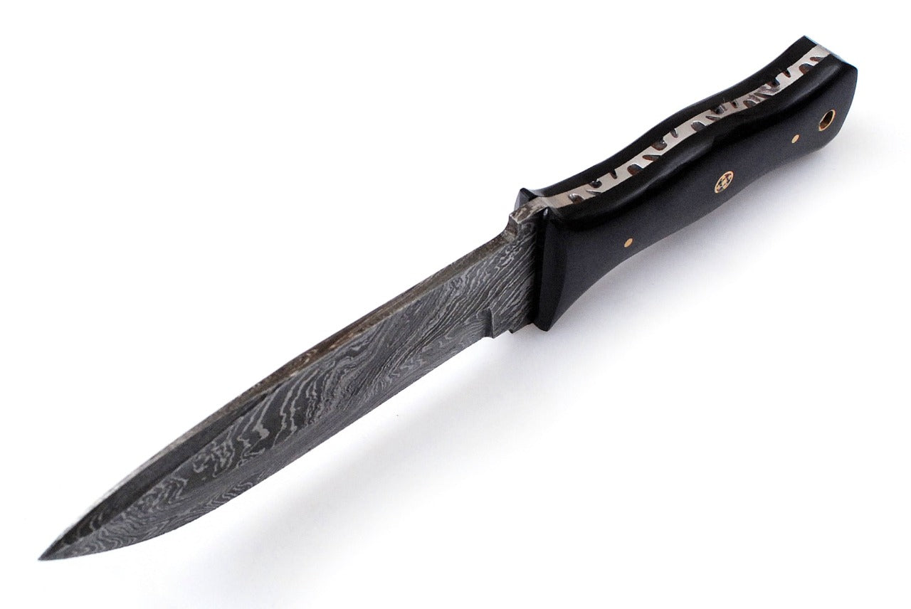 Custom Handmade Forged Damascus Steel Hunting Fixblade knife Bull Horn Handle Come With Genuine Leather Sheath FS119