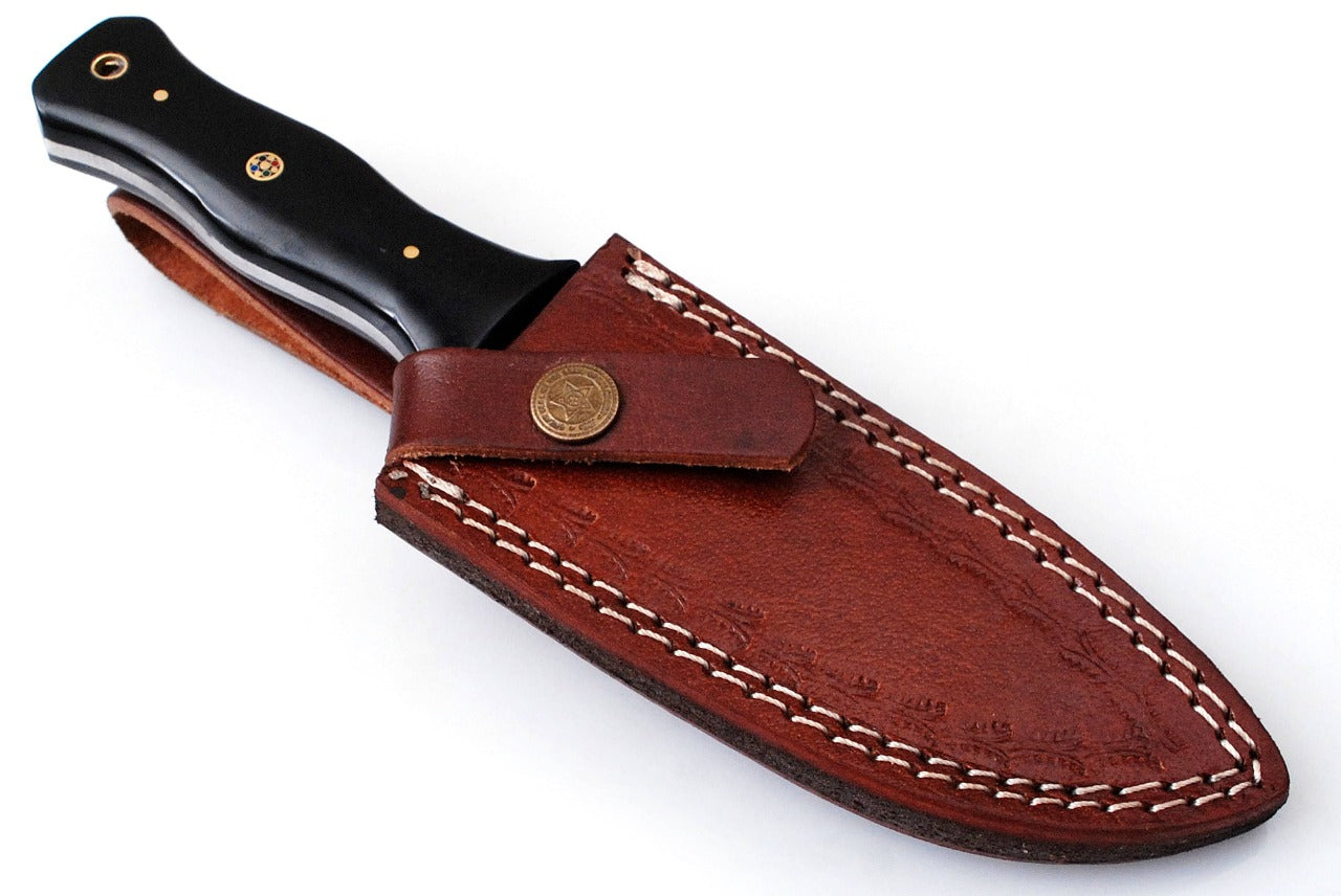 Custom Handmade Forged Damascus Steel Hunting Fixblade knife Bull Horn Handle Come With Genuine Leather Sheath FS119