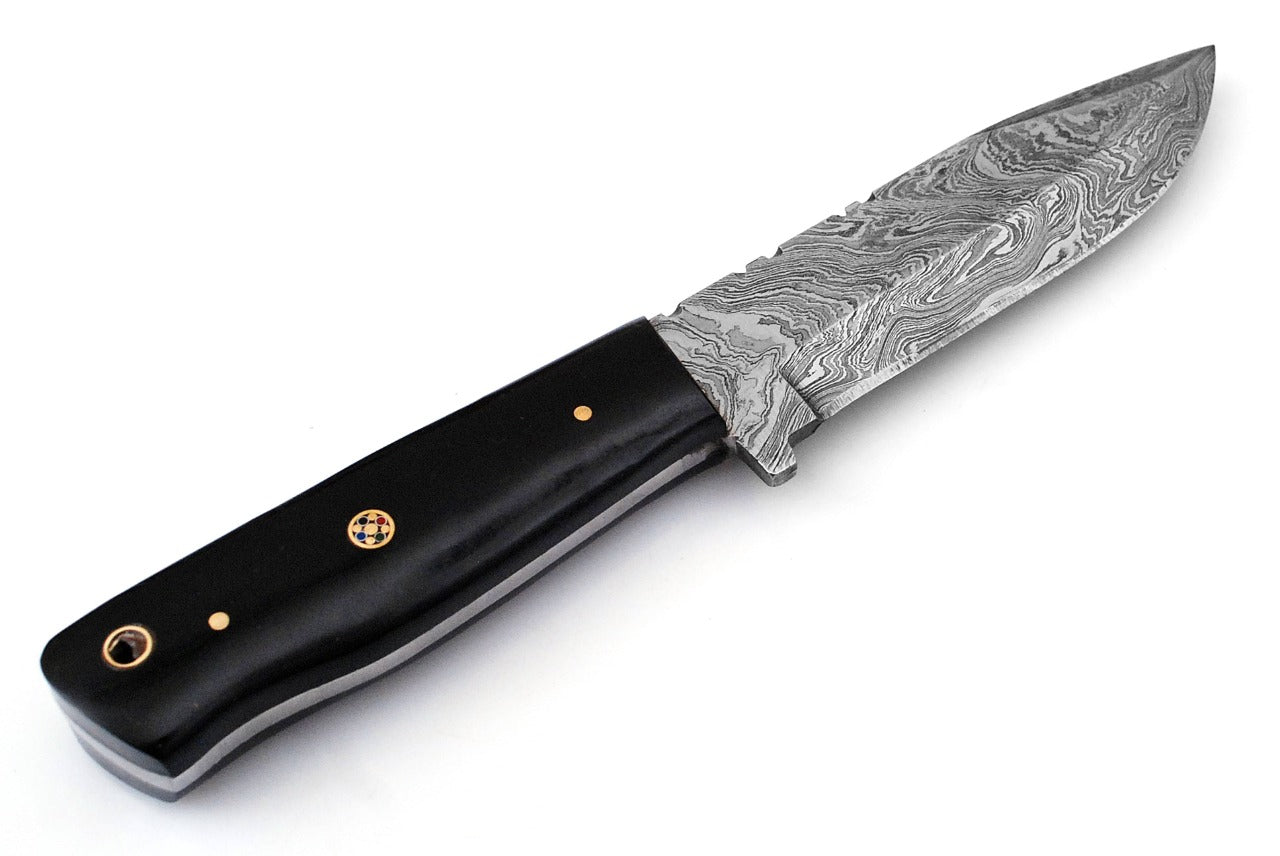 Custom Handmade Forged Damascus Steel Hunting Fixblade knife Bull Horn Handle Come With Genuine Leather Sheath FS120