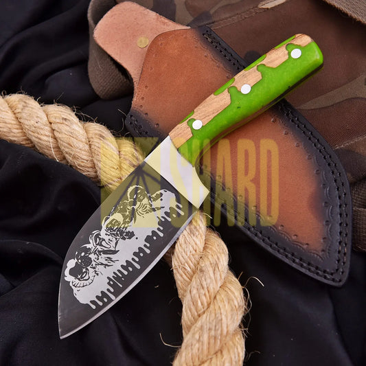 Shard Blade Verdant Cleaver – Carbon Steel Bloody Clever with Natural Wood & Green Resin Handle