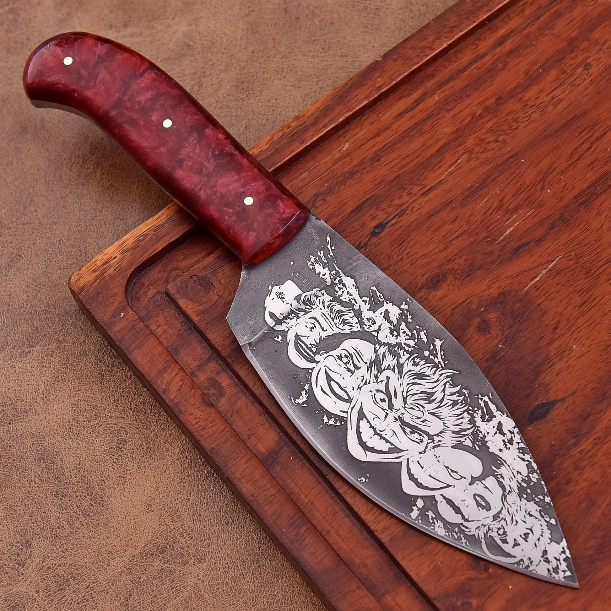 Shard Blade Carnival Slasher Skinner – Halloween Clown Knife with Blood-Red Stone Resin Handle