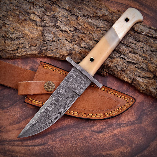 “Jungle Phantom” – 9” Custom Damascus Skinner Blade with Dyed Bone Handle