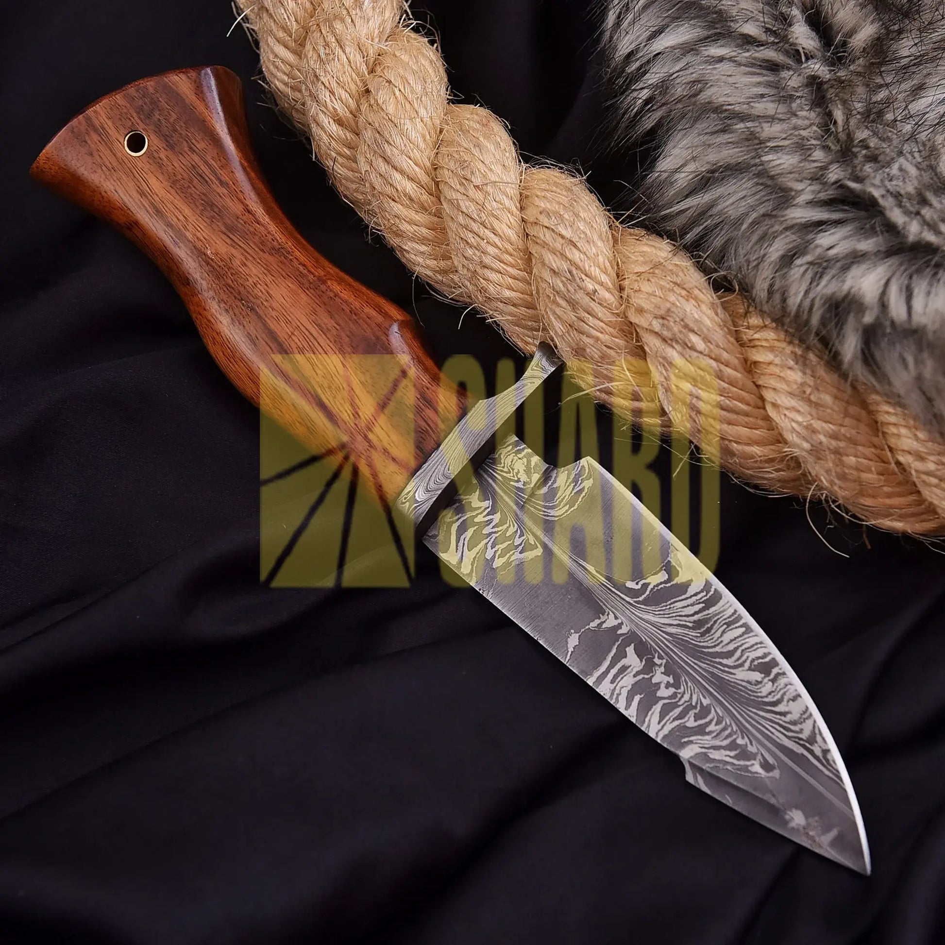 Heritage Damascus collectible with feather pattern Damascus steel and natural wood handle