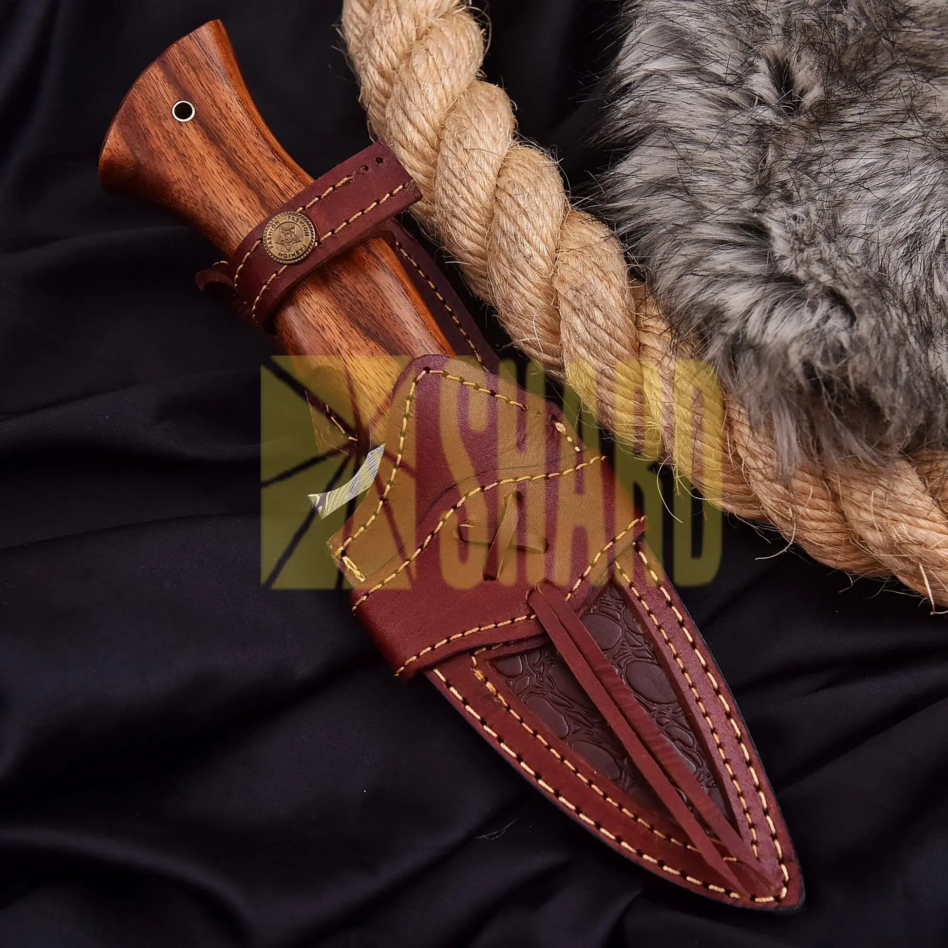 Heritage Damascus collectible with feather pattern Damascus steel and natural wood handle
