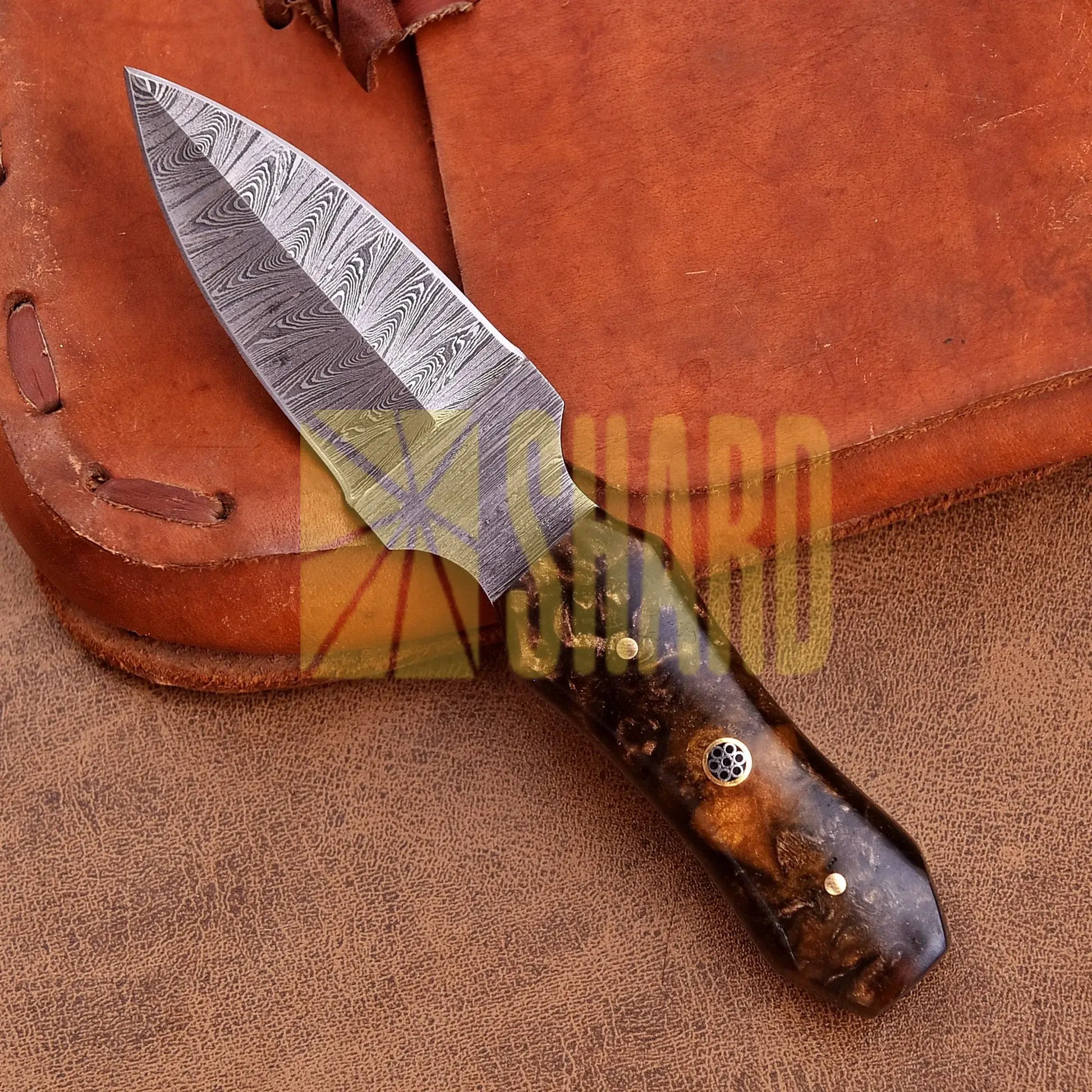 Hand-forged Damascus steel collectible with raindrop pattern and honey-colored resin handle – Raindrop Trail gift piece