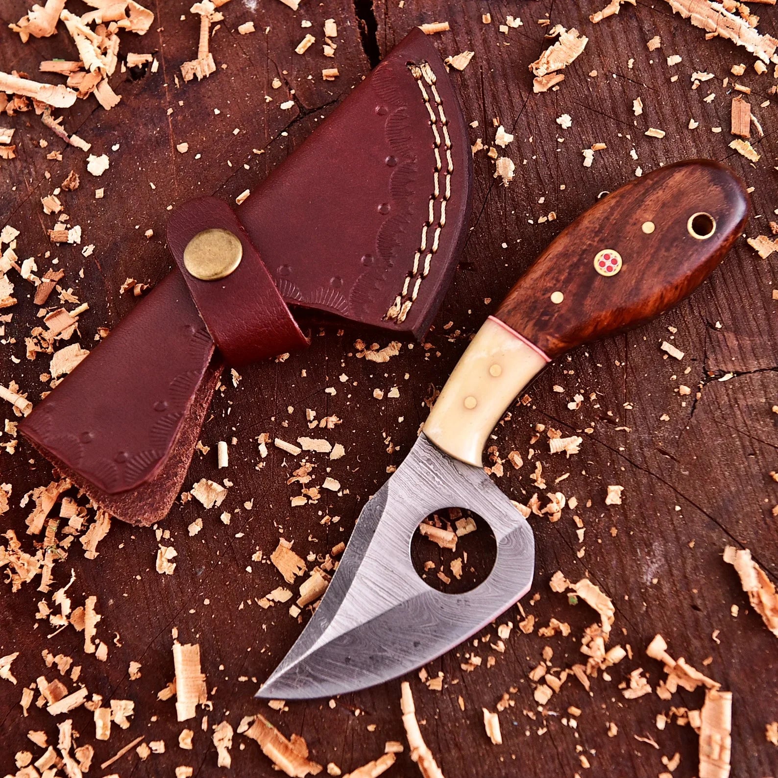 Damascus steel kitchen tool with Forestflare walnut handle and bone bolster – Forestflare by Shard Blade