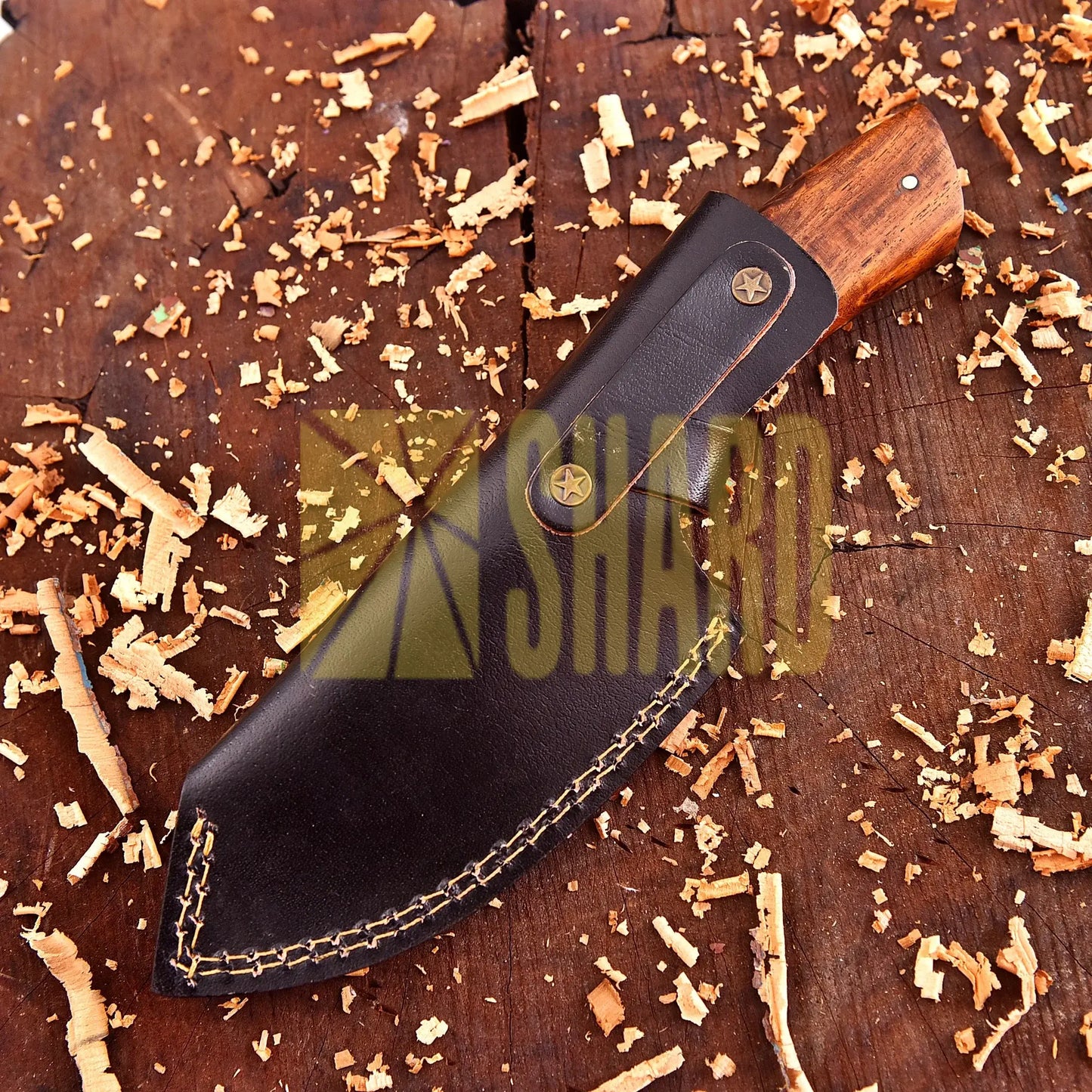 Hand-forged Damascus steel collectible with walnut wood handle and raindrop wave pattern.