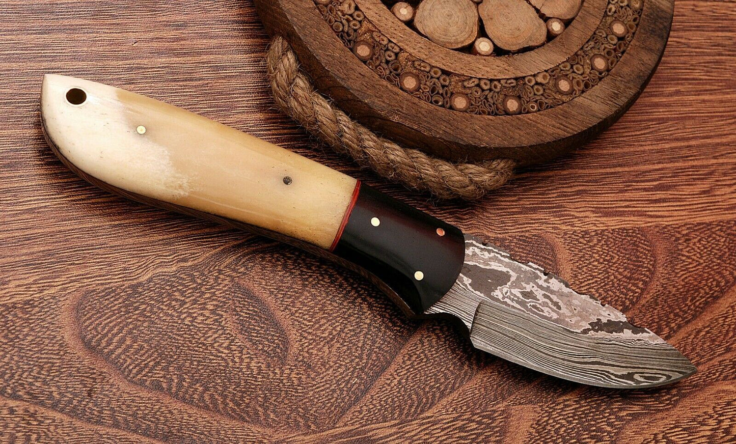 Handmade Damascus Steel Skinner Hunting Knife " Bone Handle"
