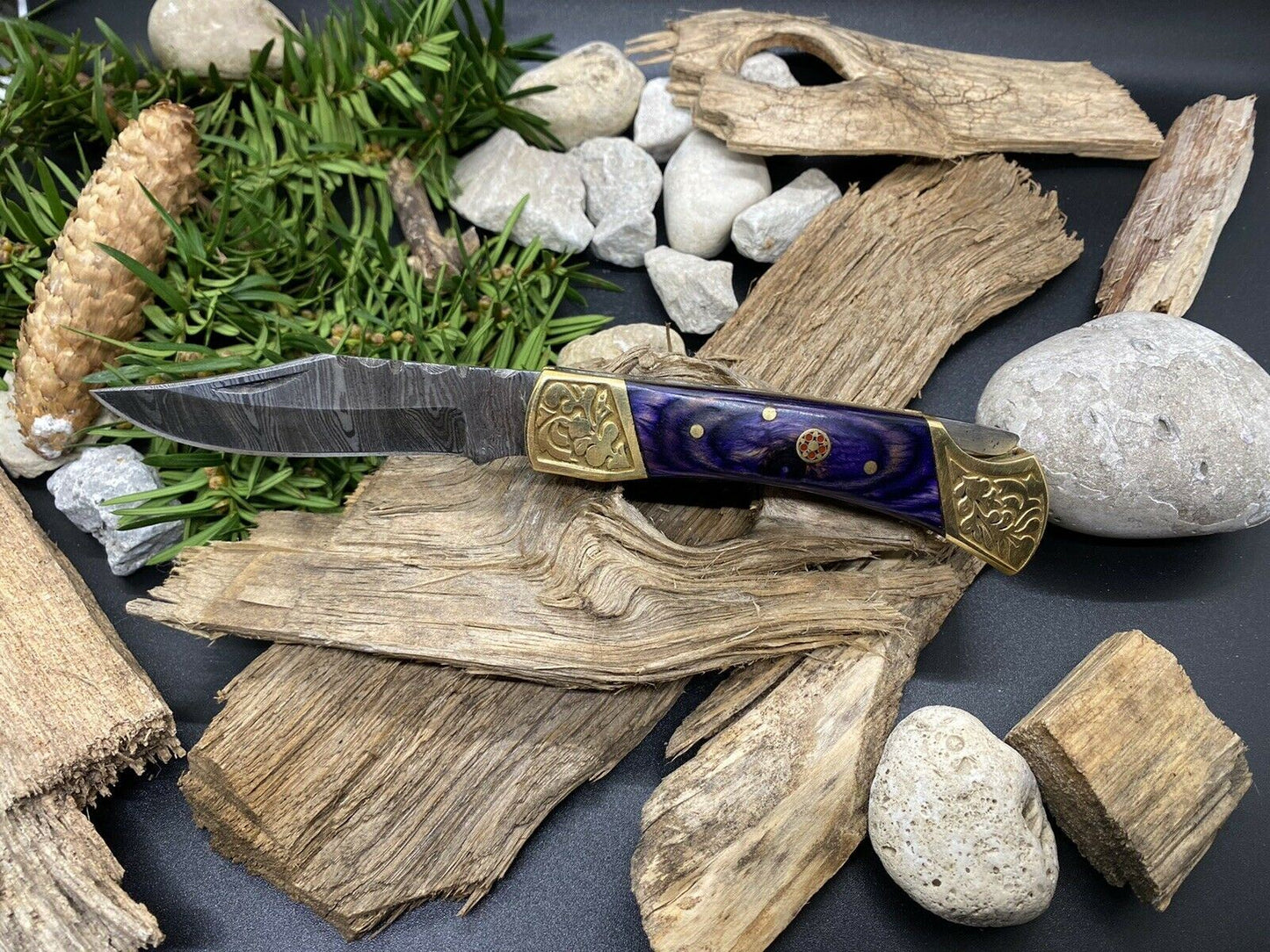 HAND FORGED DAMASCUS Steel Folding Lockback Pocket Knife Engraved Brass Handle