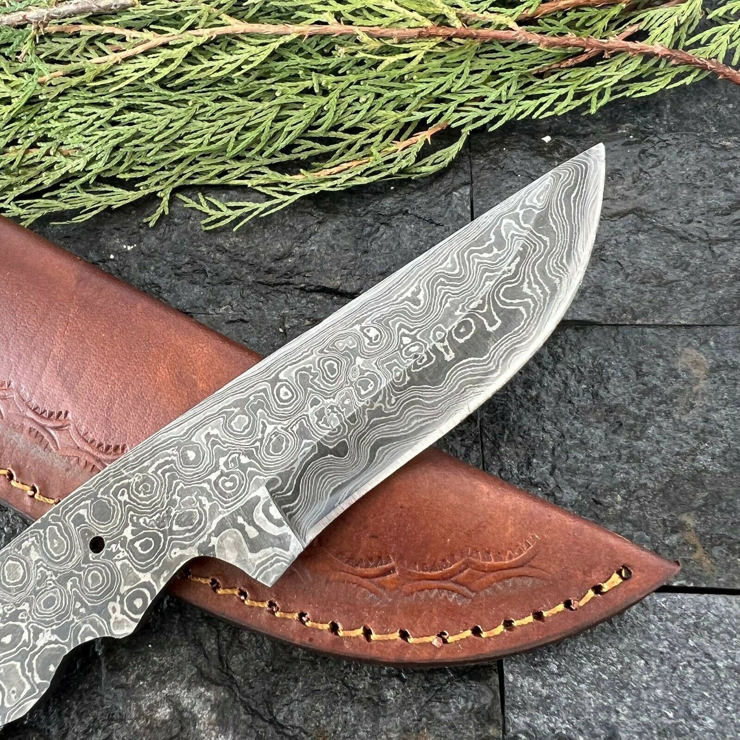 SHARDBLADE Custom Hand Forged Damascus Steel Hunting Skinner Blank Blade knife