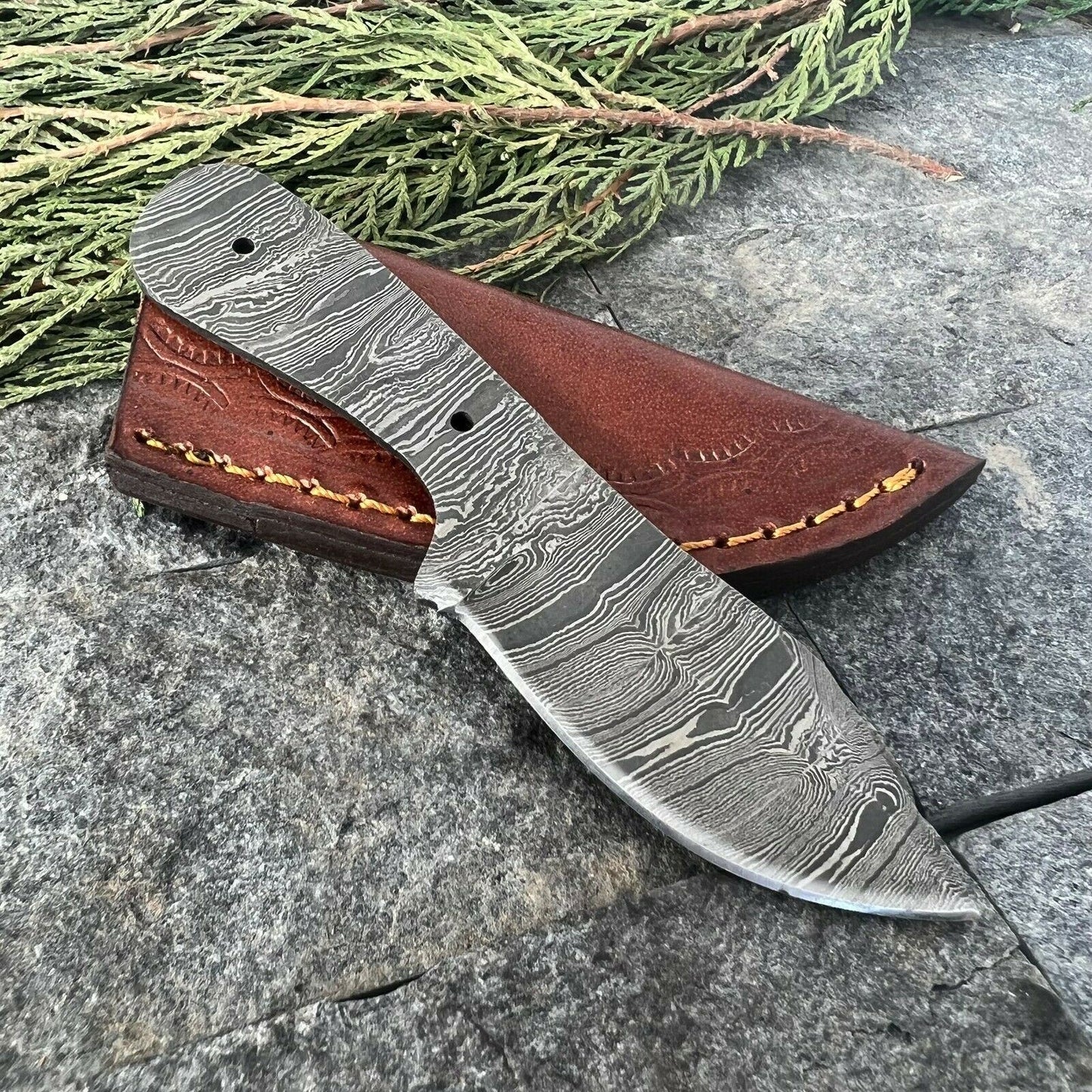 SHARDBLADE Custom Hand Forged Damascus Steel Hunting Skinner Blank Blade knife