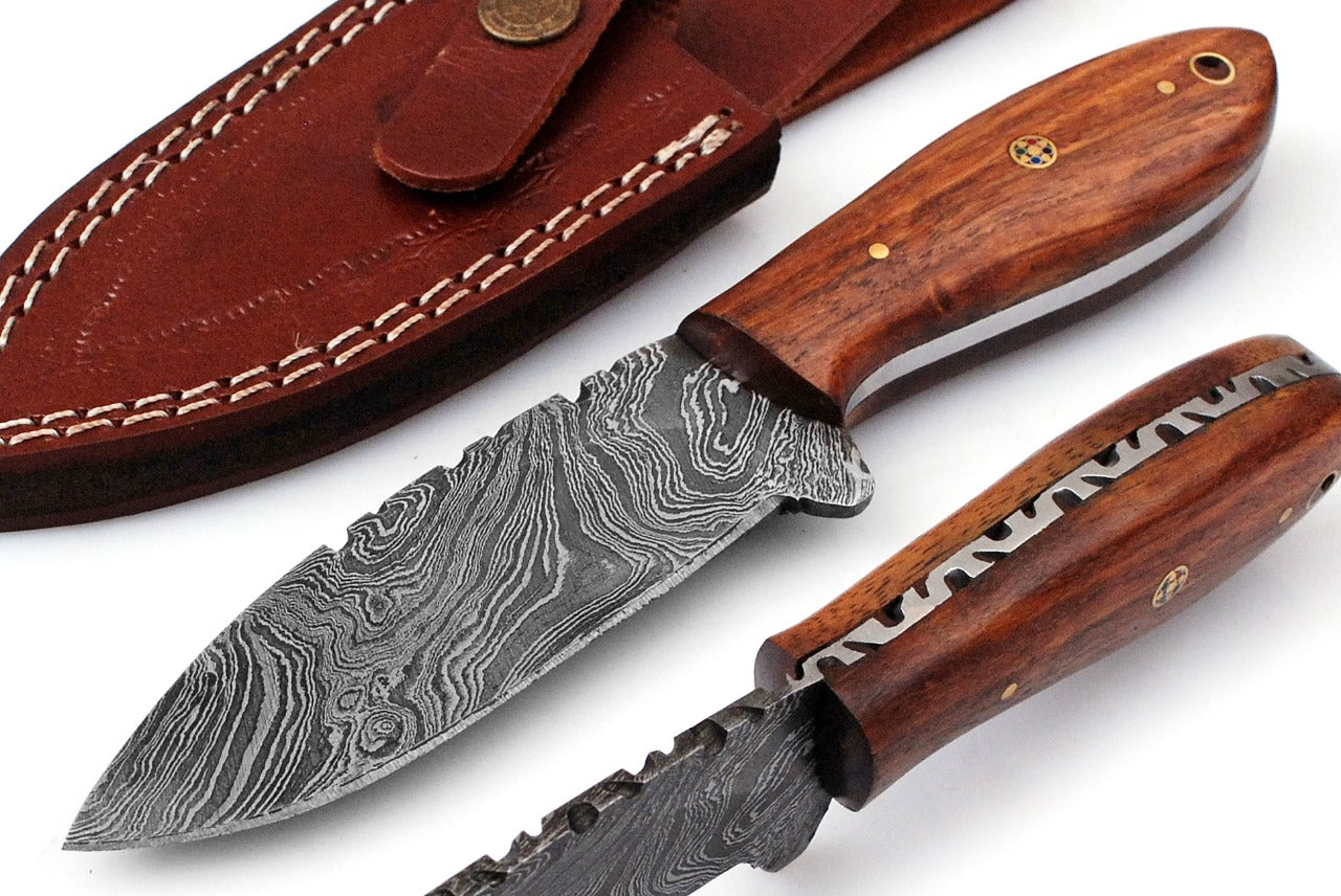 Custom Handmade Forged Damascus Steel Hunting knife Rose Wood Handle Come With Genuine Leather Sheath FS118