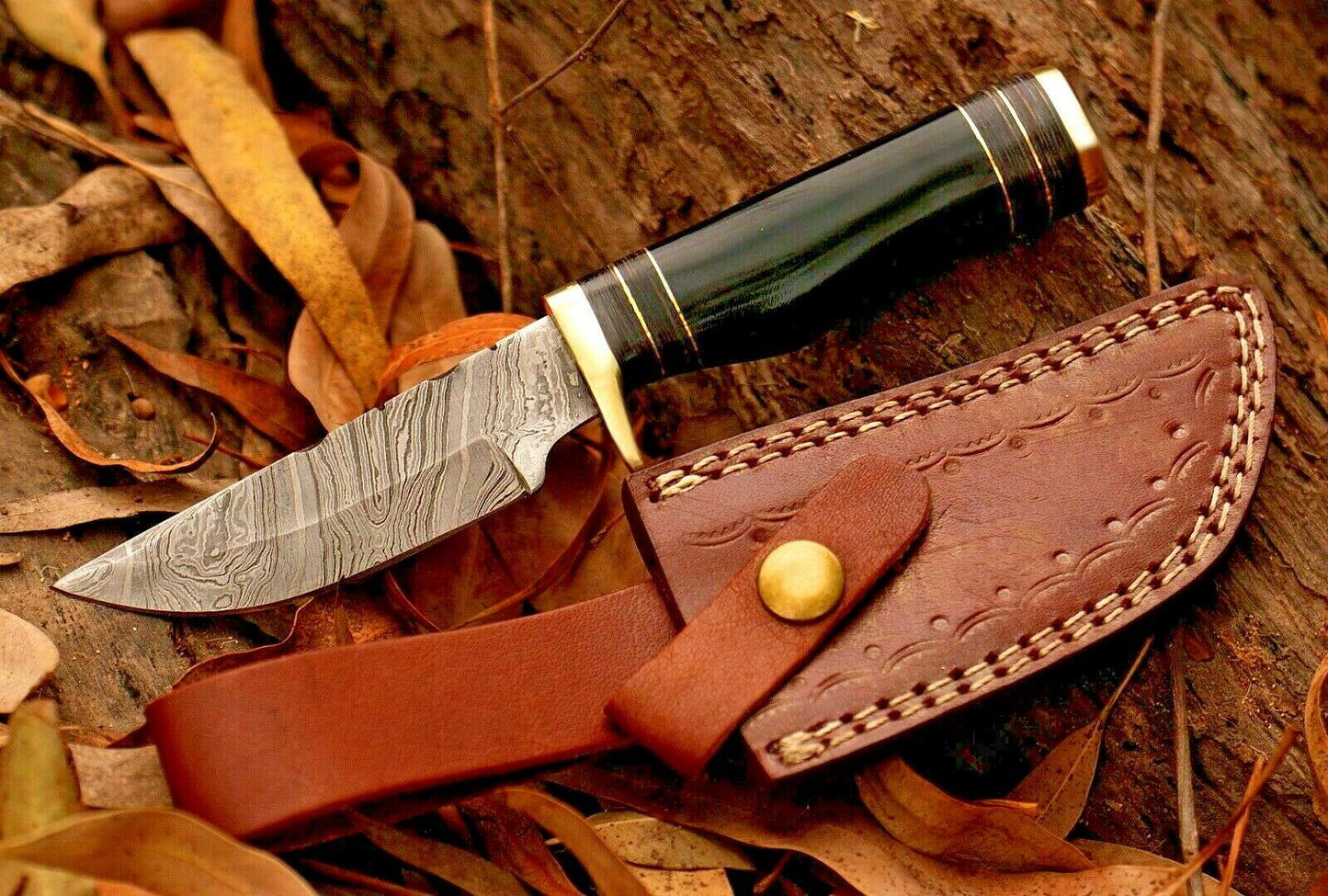 Custom Hand Forged Damascus Steel Hunting  Skinner Knife With Resin & Brass Guard Handle 16